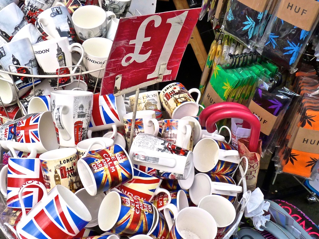 £1 British mugs © 2015 Southampton Old Lady